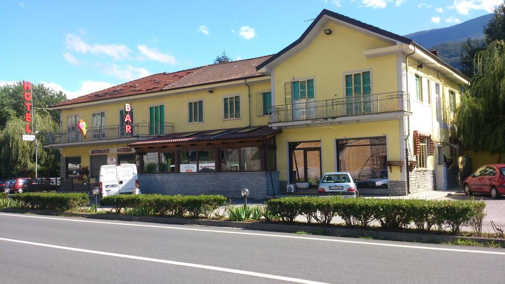 Hotel Paradise Bruzolo エクステリア 写真