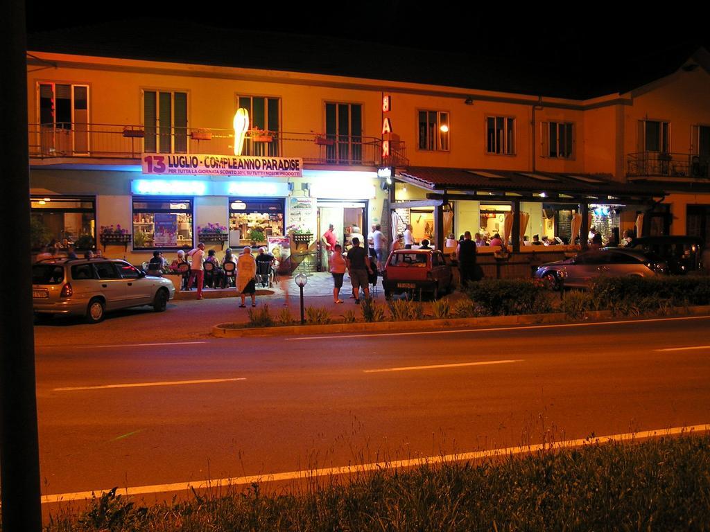 Hotel Paradise Bruzolo エクステリア 写真