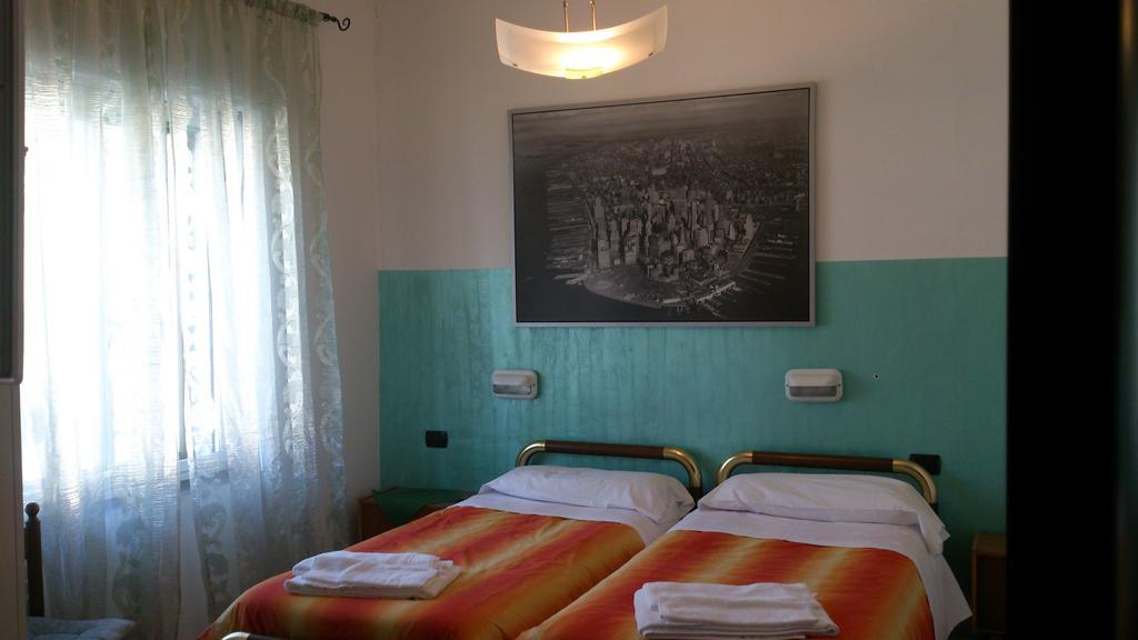 Hotel Paradise Bruzolo 部屋 写真