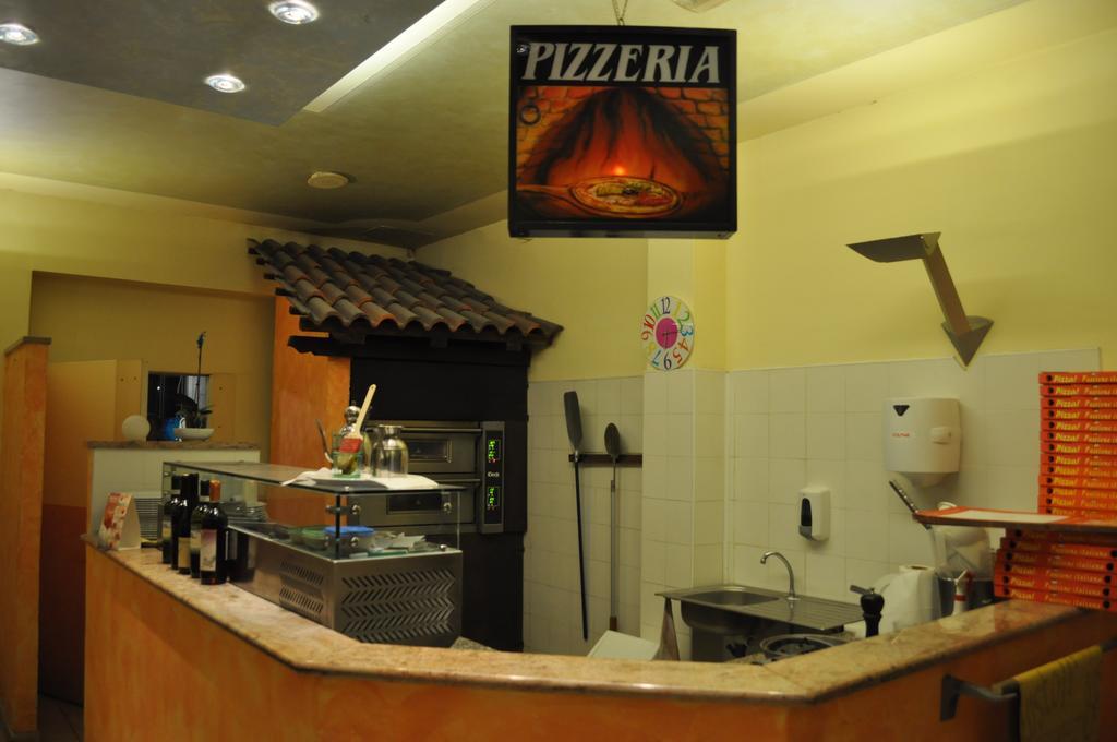 Hotel Paradise Bruzolo エクステリア 写真