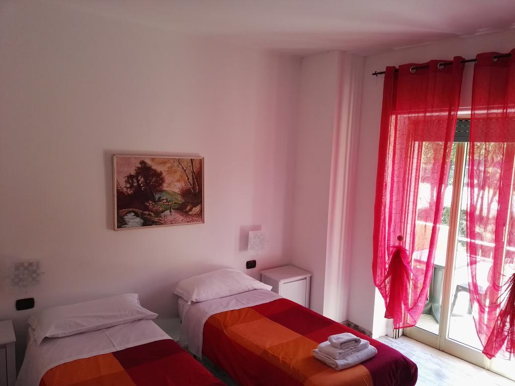 Hotel Paradise Bruzolo エクステリア 写真