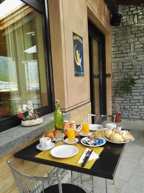 Hotel Paradise Bruzolo エクステリア 写真