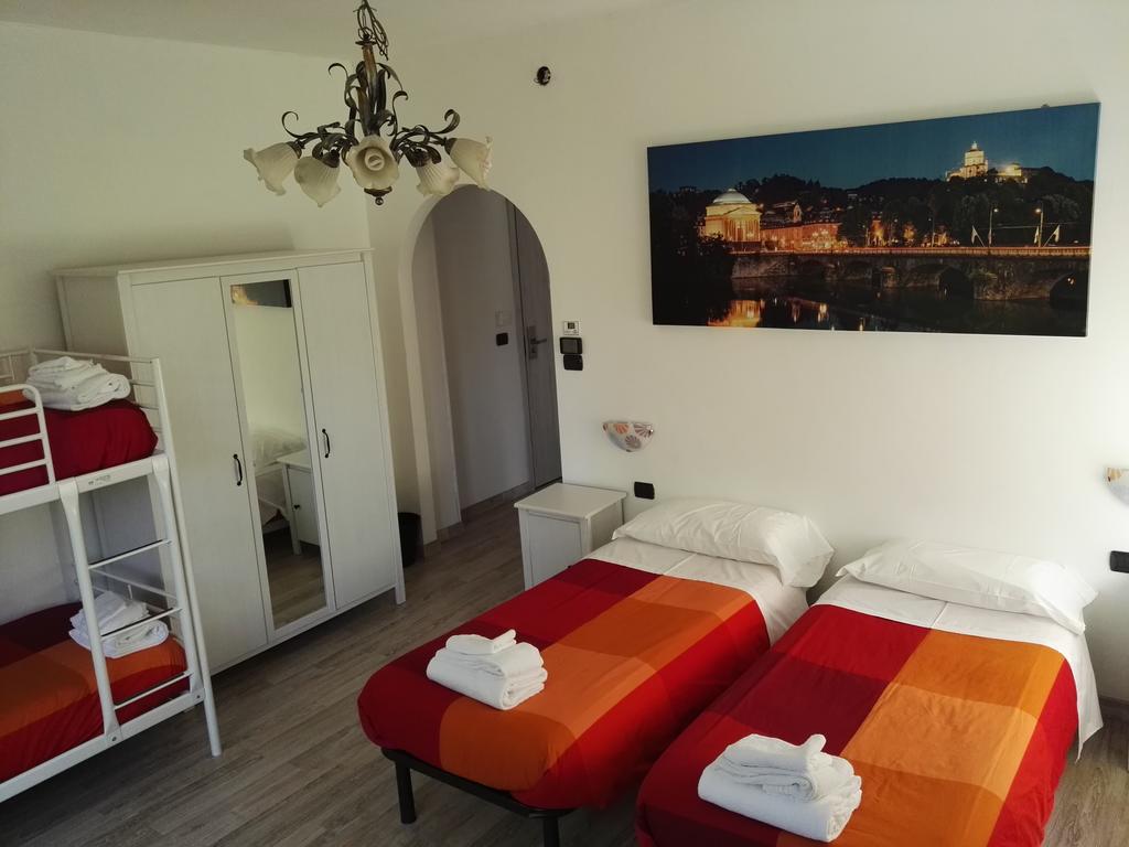 Hotel Paradise Bruzolo エクステリア 写真